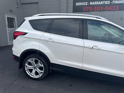2019 Ford Escape Titanium AWD 4dr SUV   - Photo 10 - Hazleton, PA 18201