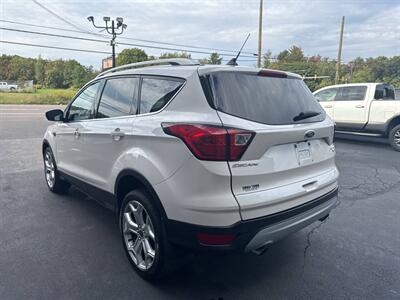 2019 Ford Escape Titanium AWD 4dr SUV   - Photo 6 - Hazleton, PA 18201