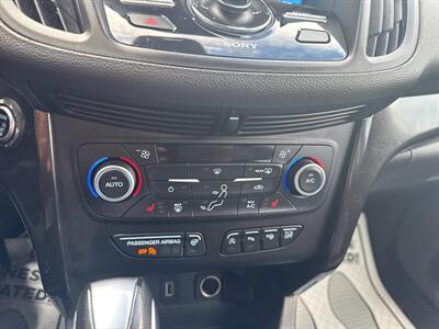 2019 Ford Escape Titanium AWD 4dr SUV   - Photo 30 - Hazleton, PA 18201
