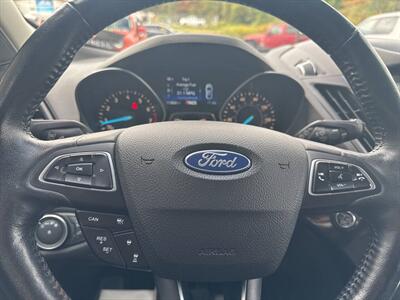 2019 Ford Escape Titanium AWD 4dr SUV   - Photo 34 - Hazleton, PA 18201