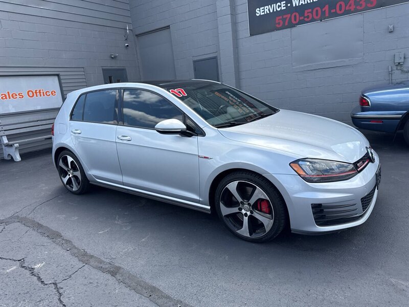 2017 Volkswagen Golf GTI SE 4dr Hatchback 6A   - Photo 1 - Hazleton, PA 18201