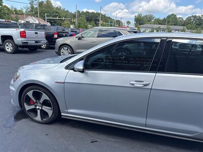 2017 Volkswagen Golf GTI SE 4dr Hatchback 6A - Photo 4 - Hazleton, PA 18201