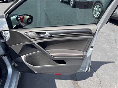 2017 Volkswagen Golf GTI SE 4dr Hatchback 6A - Photo 24 - Hazleton, PA 18201