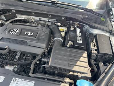 2017 Volkswagen Golf GTI SE 4dr Hatchback 6A - Photo 12 - Hazleton, PA 18201