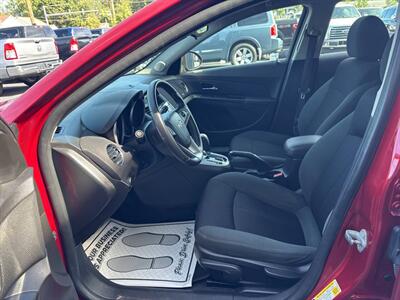 2011 Chevrolet Cruze LT 4dr Sedan w/1LT - Photo 13 - Hazleton, PA 18201