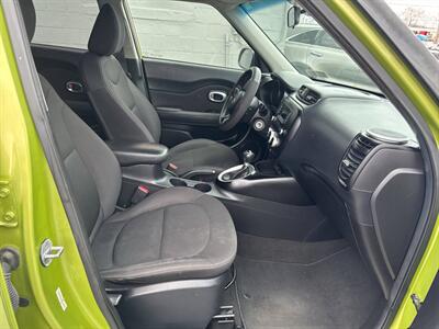 2015 Kia Soul Base 4dr Crossover 6A   - Photo 23 - Hazleton, PA 18201