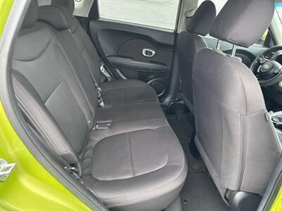 2015 Kia Soul Base 4dr Crossover 6A   - Photo 20 - Hazleton, PA 18201