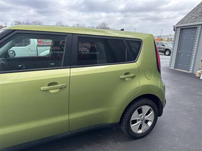 2015 Kia Soul Base 4dr Crossover 6A   - Photo 5 - Hazleton, PA 18201