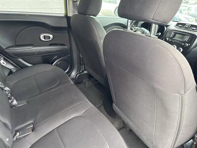 2015 Kia Soul Base 4dr Crossover 6A   - Photo 22 - Hazleton, PA 18201