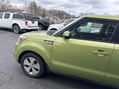 2015 Kia Soul Base 4dr Crossover 6A   - Photo 4 - Hazleton, PA 18201