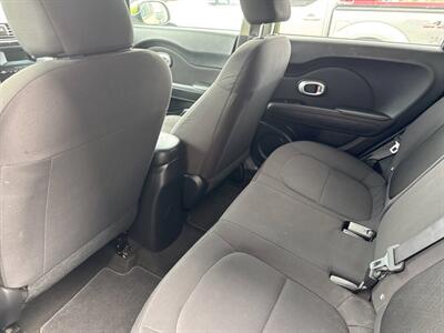 2015 Kia Soul Base 4dr Crossover 6A   - Photo 18 - Hazleton, PA 18201