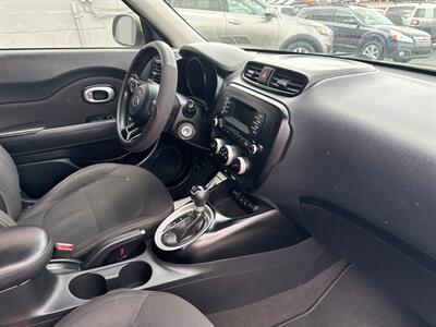 2015 Kia Soul Base 4dr Crossover 6A   - Photo 25 - Hazleton, PA 18201
