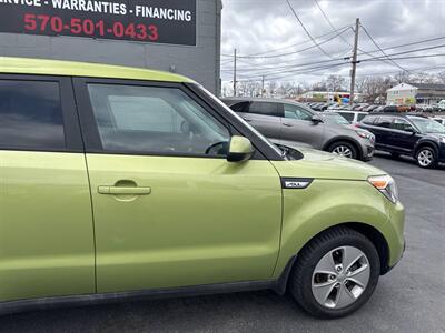 2015 Kia Soul Base 4dr Crossover 6A   - Photo 10 - Hazleton, PA 18201