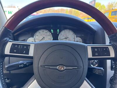 2010 Chrysler 300C AWD 4dr Sedan   - Photo 33 - Hazleton, PA 18201