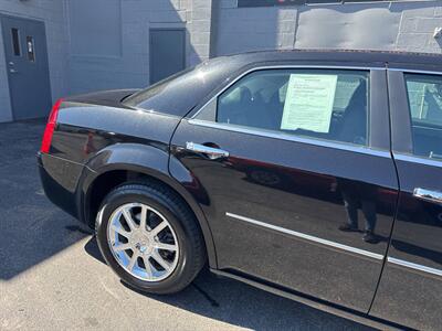2010 Chrysler 300C AWD 4dr Sedan   - Photo 9 - Hazleton, PA 18201