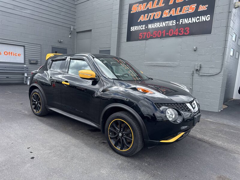 2016 Nissan JUKE SV AWD 4dr Crossover  