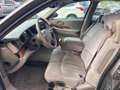 2001 Buick LeSabre Custom 4dr Sedan   - Photo 11 - Hazleton, PA 18201