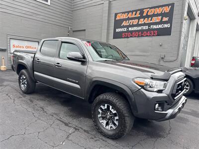 2017 Toyota Tacoma TRD Off Road 4x4 4dr Double Cab 5.0 ft SB 6A - Photo 1 - Hazleton, PA 18201