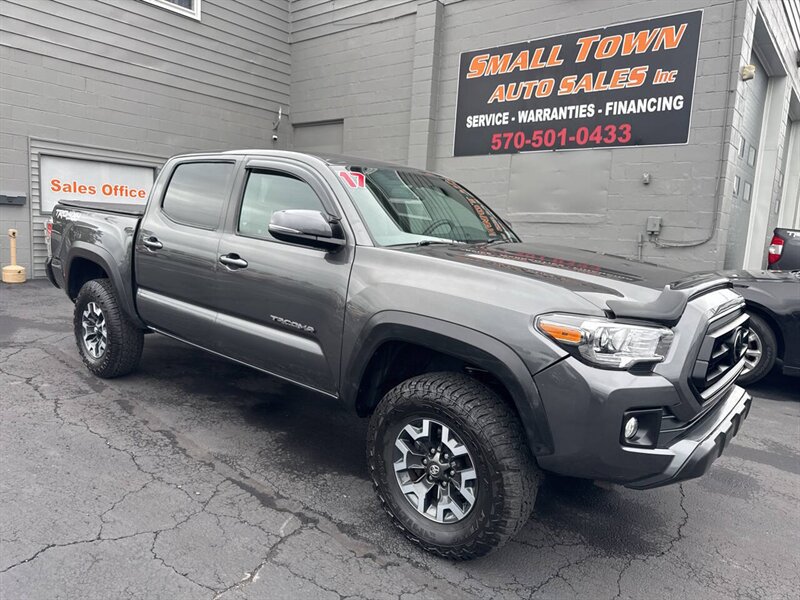 2017 Toyota Tacoma TRD Off Road 4x4 4dr Double Cab 5.0 ft SB 6A   - Photo 1 - Hazleton, PA 18201