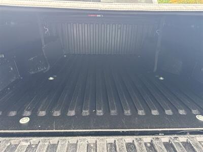 2017 Toyota Tacoma TRD Off Road 4x4 4dr Double Cab 5.0 ft SB 6A - Photo 19 - Hazleton, PA 18201