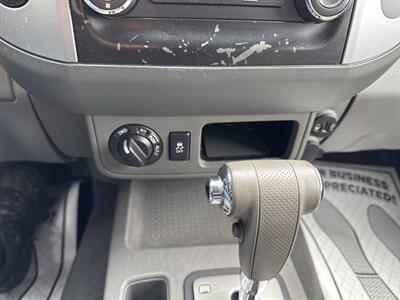 2019 Nissan Frontier SV 4x4 4dr Crew Cab 5 ft. SB 5A   - Photo 28 - Hazleton, PA 18201