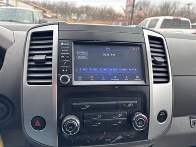 2019 Nissan Frontier SV 4x4 4dr Crew Cab 5 ft. SB 5A   - Photo 27 - Hazleton, PA 18201