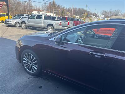 2017 Lincoln MKZ/Zephyr Select AWD 4dr Sedan   - Photo 4 - Hazleton, PA 18201