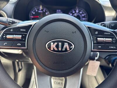 2019 Kia Forte LXS 4dr Sedan   - Photo 28 - Hazleton, PA 18201