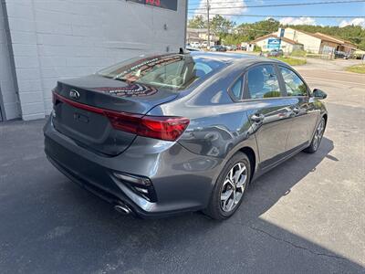 2019 Kia Forte LXS 4dr Sedan   - Photo 7 - Hazleton, PA 18201
