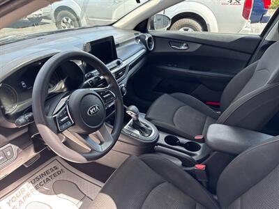 2019 Kia Forte LXS 4dr Sedan   - Photo 14 - Hazleton, PA 18201