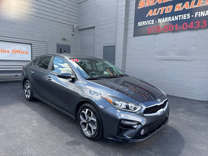 2019 Kia Forte LXS 4dr Sedan   - Photo 1 - Hazleton, PA 18201