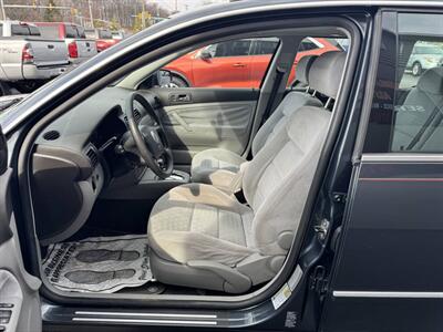 2004 Volkswagen Passat GLS 1.8T 4dr Turbo Wagon   - Photo 13 - Hazleton, PA 18201
