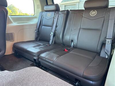 2013 Cadillac Escalade Platinum Edition AWD 4dr SUV - Photo 21 - Hazleton, PA 18201
