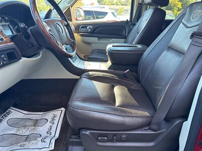 2013 Cadillac Escalade Platinum Edition AWD 4dr SUV - Photo 14 - Hazleton, PA 18201