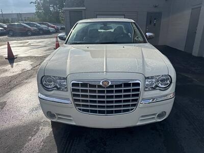 2005 Chrysler 300C 4dr Sedan - Photo 2 - Hazleton, PA 18201