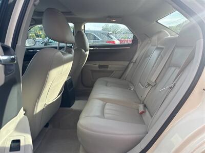 2005 Chrysler 300C 4dr Sedan - Photo 16 - Hazleton, PA 18201