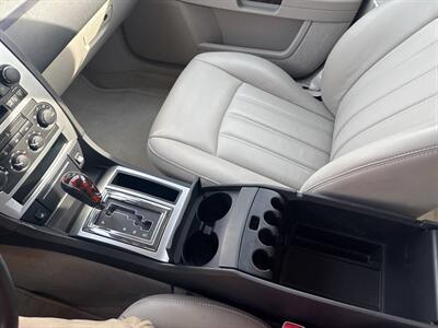 2005 Chrysler 300C 4dr Sedan - Photo 35 - Hazleton, PA 18201