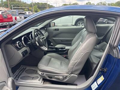 2006 Ford Mustang V6 Standard 2dr Fastback   - Photo 55 - Hazleton, PA 18201