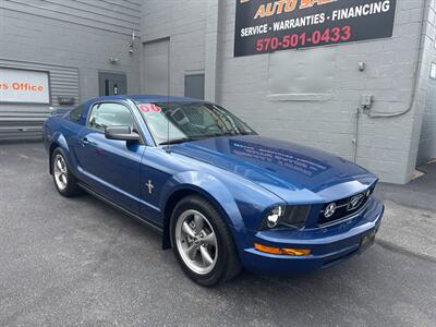 2006 Ford Mustang V6 Standard 2dr Fastback Coupe