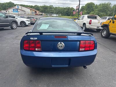 2006 Ford Mustang V6 Standard 2dr Fastback   - Photo 7 - Hazleton, PA 18201