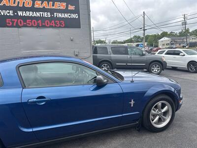 2006 Ford Mustang V6 Standard 2dr Fastback   - Photo 10 - Hazleton, PA 18201