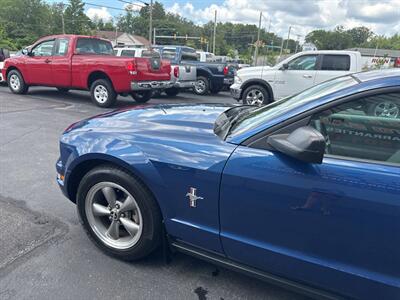 2006 Ford Mustang V6 Standard 2dr Fastback   - Photo 35 - Hazleton, PA 18201