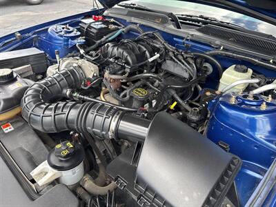2006 Ford Mustang V6 Standard 2dr Fastback   - Photo 40 - Hazleton, PA 18201
