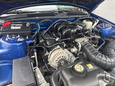 2006 Ford Mustang V6 Standard 2dr Fastback   - Photo 11 - Hazleton, PA 18201
