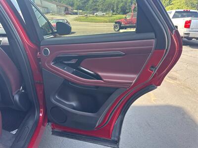 2020 Land Rover Range Rover Evoque SE - Photo 23 - Hazleton, PA 18201