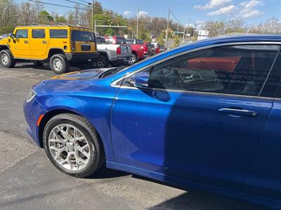 2015 Chrysler 200 C AWD 4dr Sedan   - Photo 4 - Hazleton, PA 18201