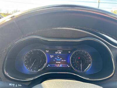 2015 Chrysler 200 C AWD 4dr Sedan   - Photo 34 - Hazleton, PA 18201