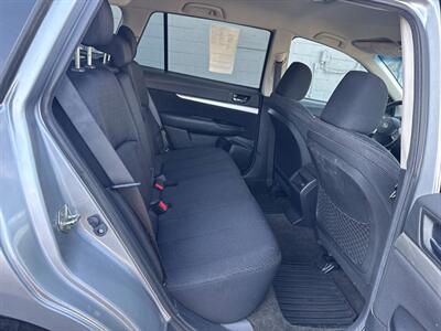 2012 Subaru Outback 2.5i Premium AWD 4dr Wagon CVT - Photo 20 - Hazleton, PA 18201