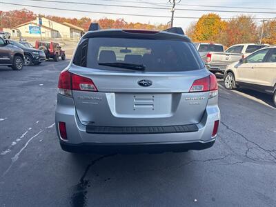 2012 Subaru Outback 2.5i Premium AWD 4dr Wagon CVT - Photo 7 - Hazleton, PA 18201