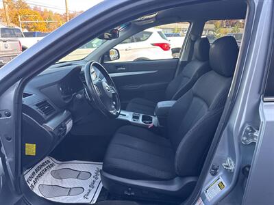 2012 Subaru Outback 2.5i Premium AWD 4dr Wagon CVT - Photo 13 - Hazleton, PA 18201